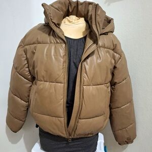 LUCJY Brand TZN Faux Hooded 2 Pocket Bomber Puffer